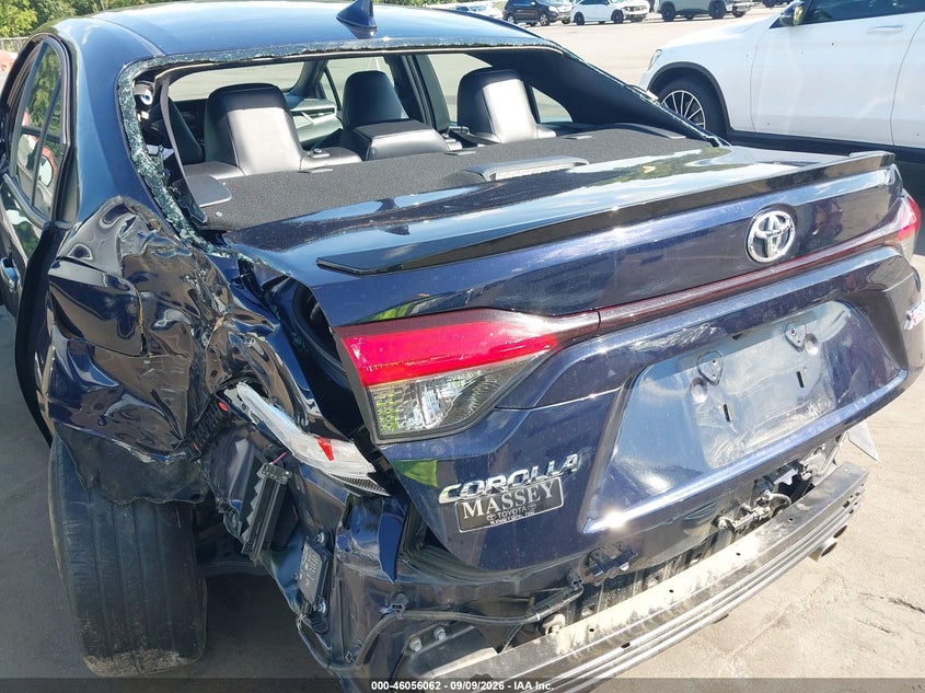 TOYOTA COROLLA - zdjęcie 18