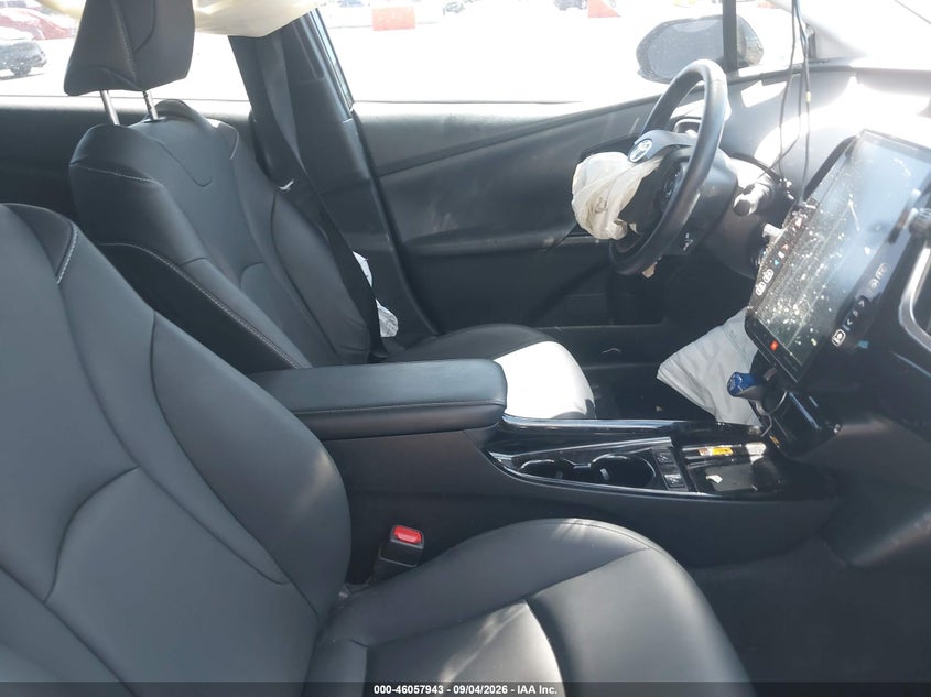 TOYOTA PRIUS PRIME - zdjęcie 5