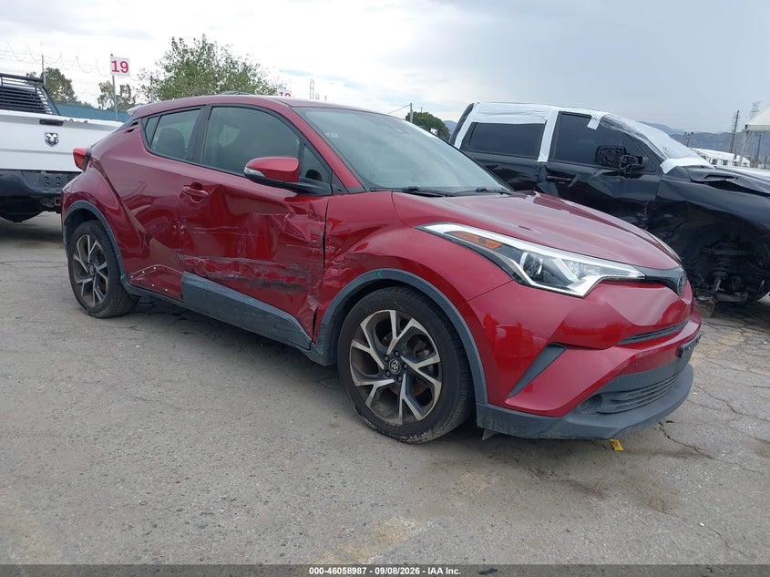 TOYOTA C-HR - zdjęcie 1