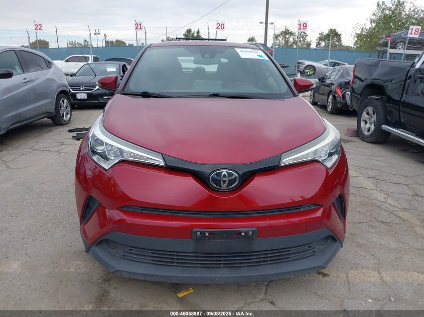 TOYOTA C-HR - zdjęcie 12