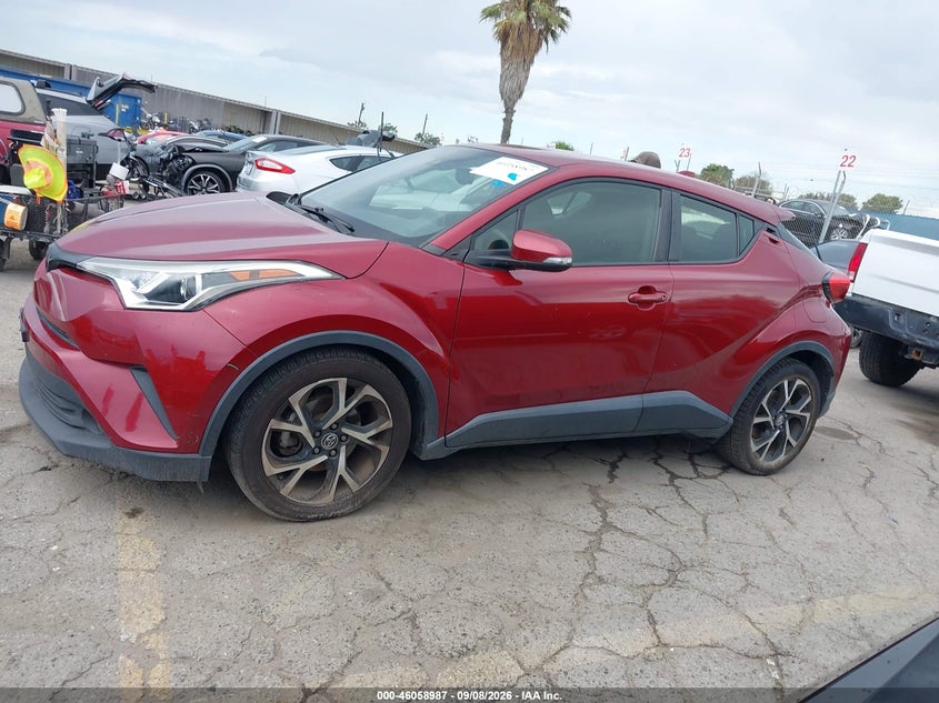 TOYOTA C-HR - zdjęcie 14