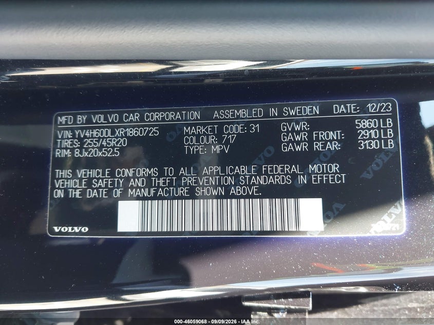 VOLVO XC60 RECHARGE PLUG-IN HYBRID - zdjęcie 9