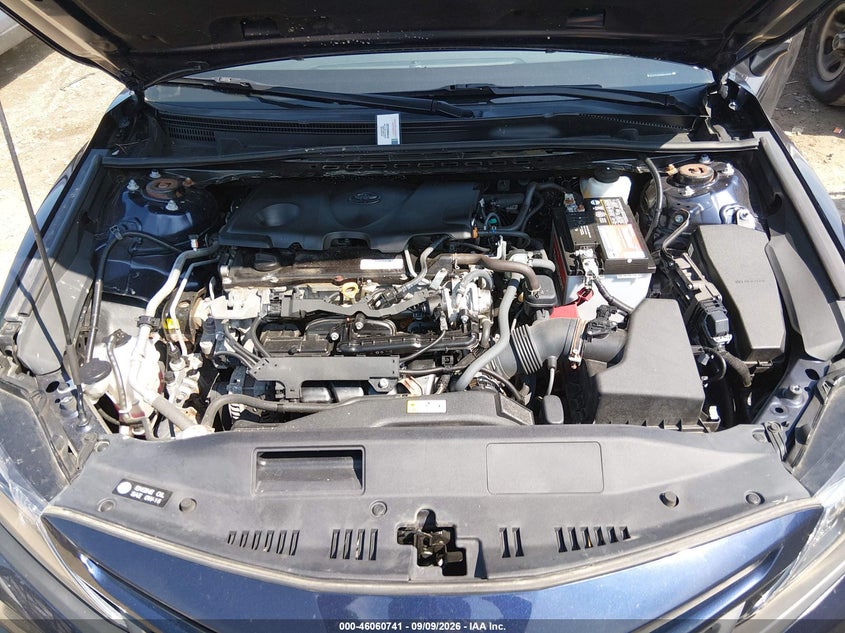 TOYOTA CAMRY - zdjęcie 10
