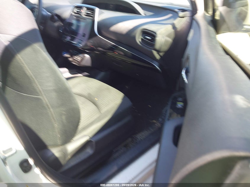 TOYOTA PRIUS - zdjęcie 5