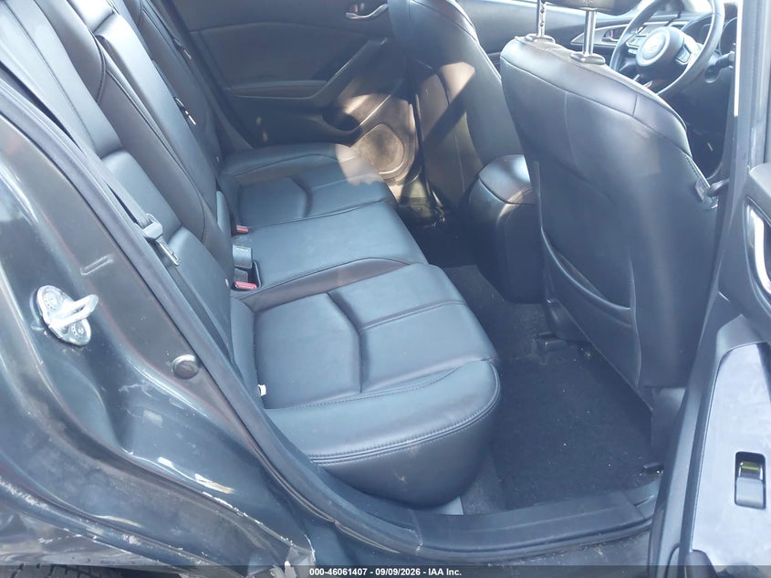 MAZDA MAZDA3 - zdjęcie 8