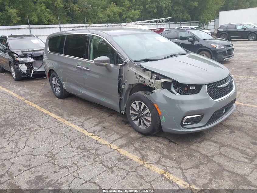 CHRYSLER PACIFICA HYBRID - zdjęcie 1