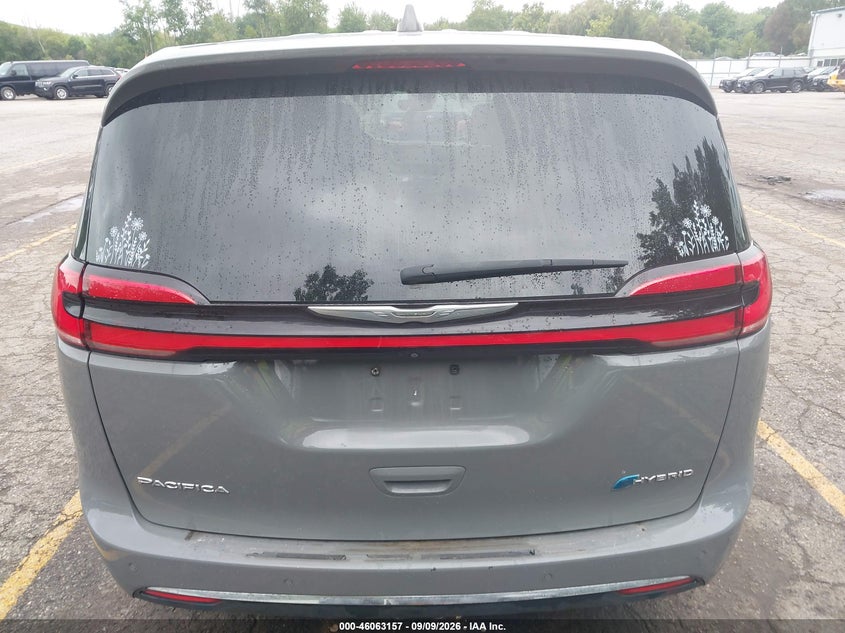 CHRYSLER PACIFICA HYBRID - zdjęcie 16