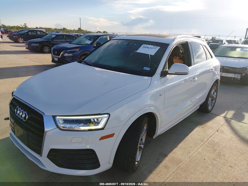 AUDI Q3 - zdjęcie 2