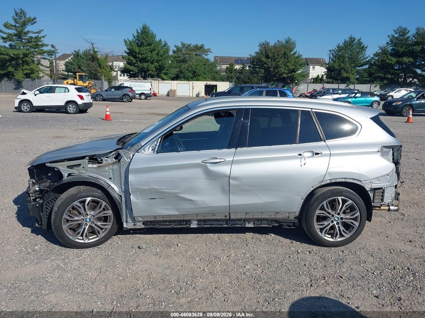 BMW X1 - zdjęcie 15