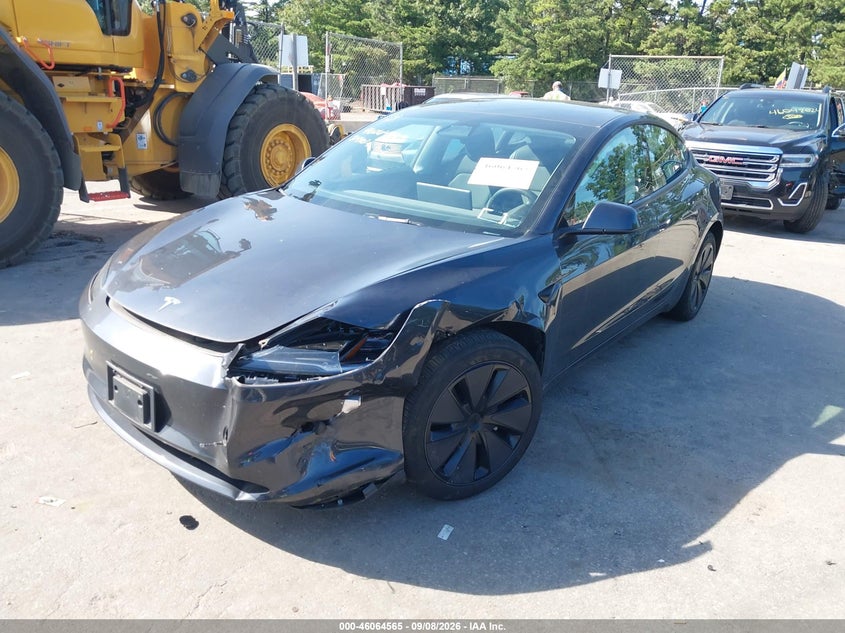 TESLA MODEL 3 - zdjęcie 6