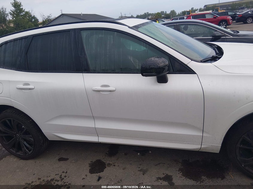 VOLVO XC60 - zdjęcie 14