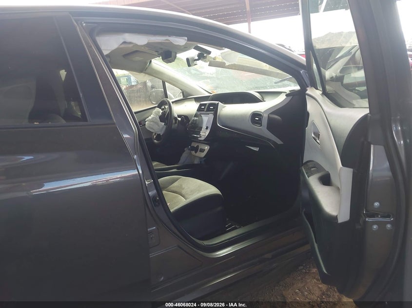 TOYOTA PRIUS - zdjęcie 5