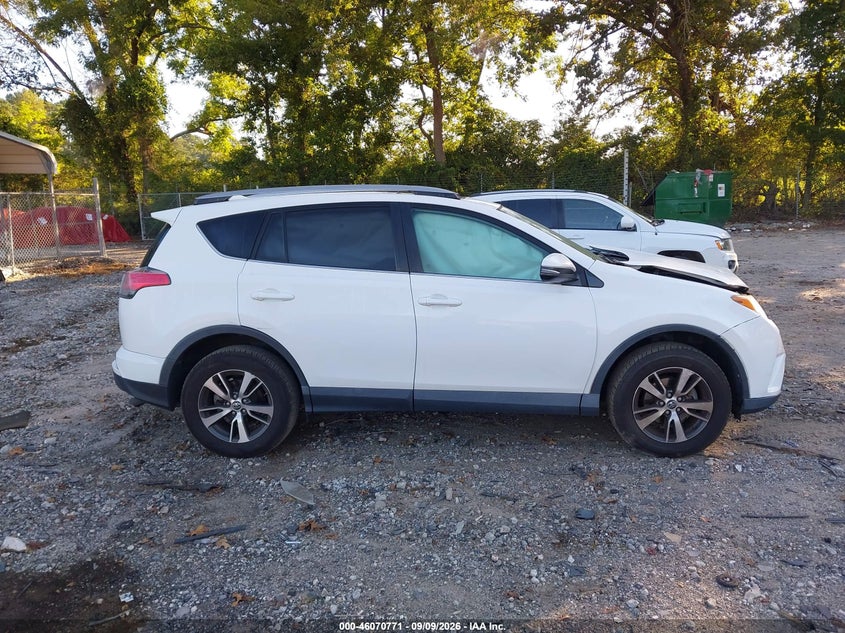 TOYOTA RAV4 - zdjęcie 13