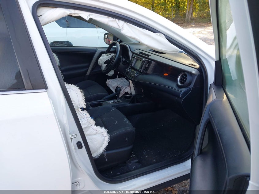 TOYOTA RAV4 - zdjęcie 5