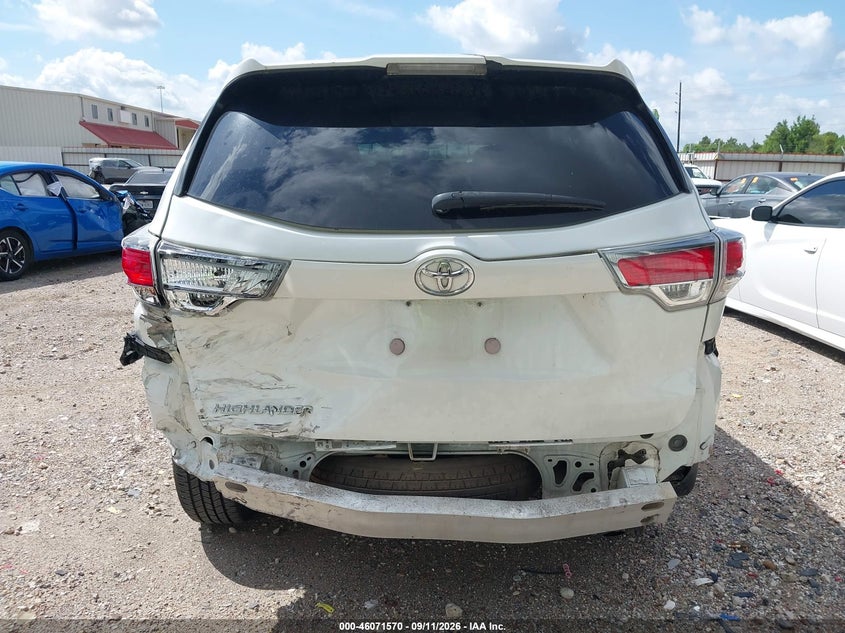TOYOTA HIGHLANDER - zdjęcie 6