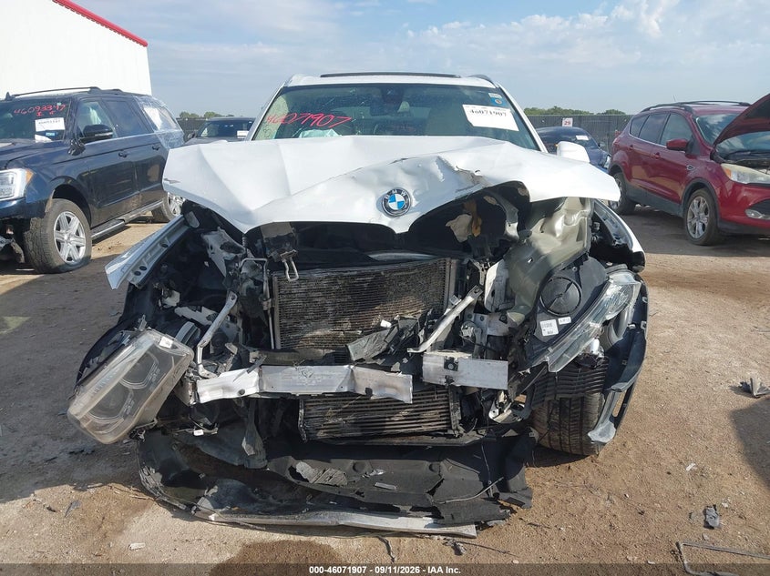 BMW X5 - zdjęcie 12