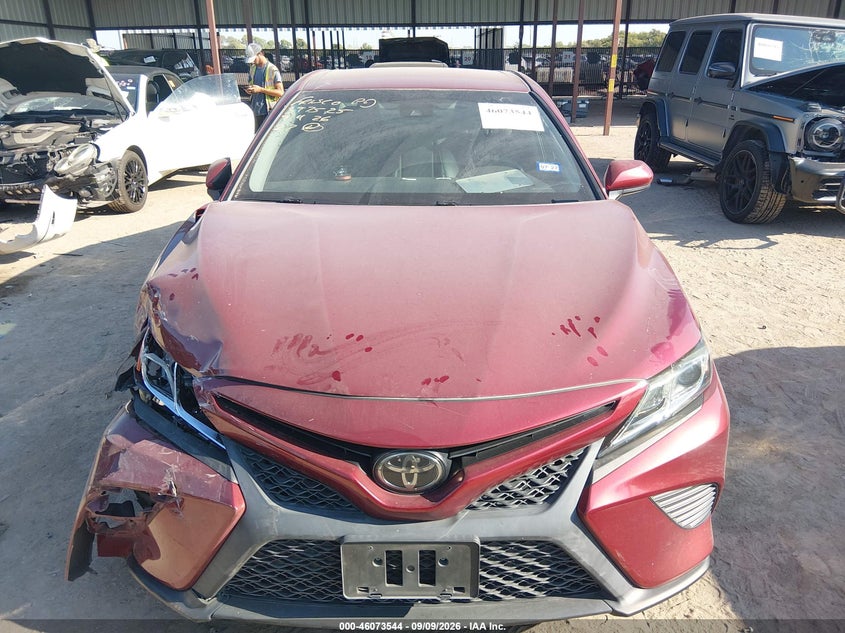 TOYOTA CAMRY - zdjęcie 12