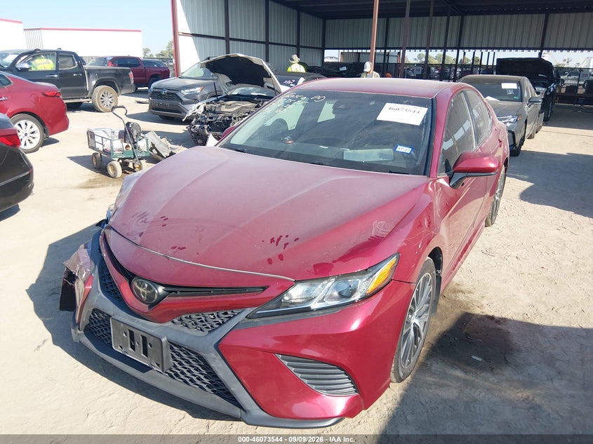 TOYOTA CAMRY - zdjęcie 2