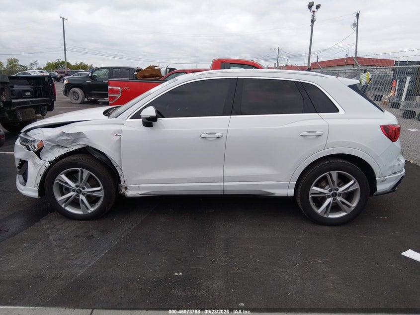 AUDI Q3 - zdjęcie 14
