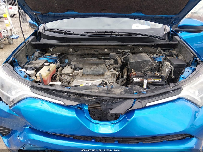 TOYOTA RAV4 - zdjęcie 10