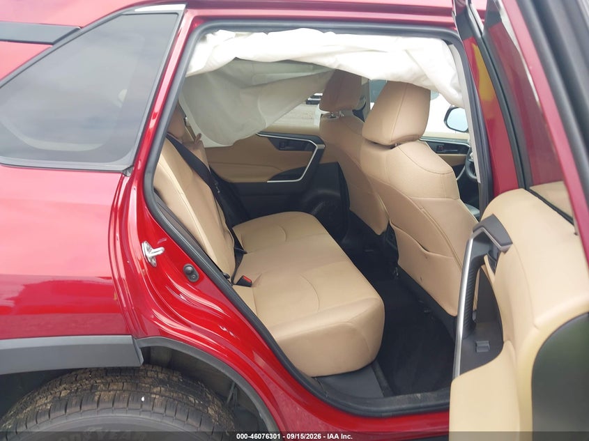 TOYOTA RAV4 - zdjęcie 8