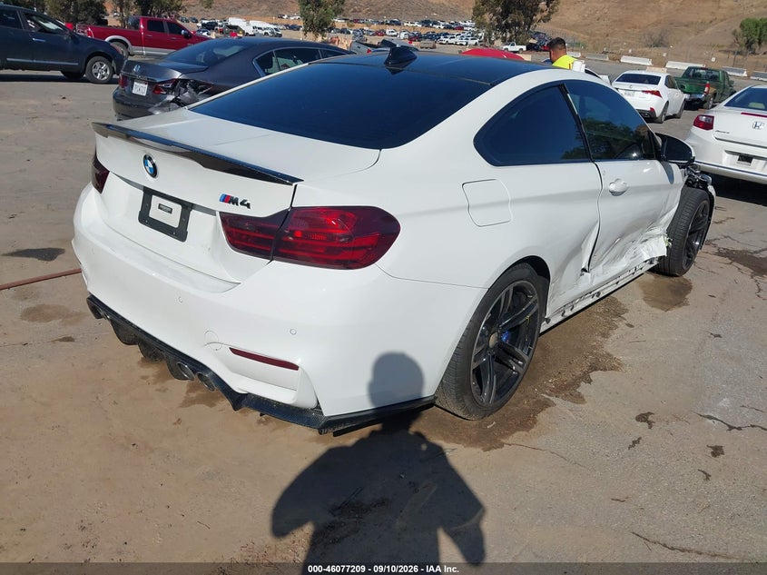 BMW M4 - zdjęcie 4