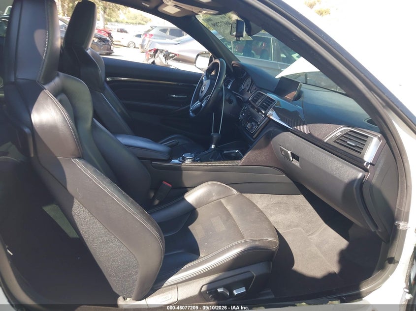 BMW M4 - zdjęcie 5