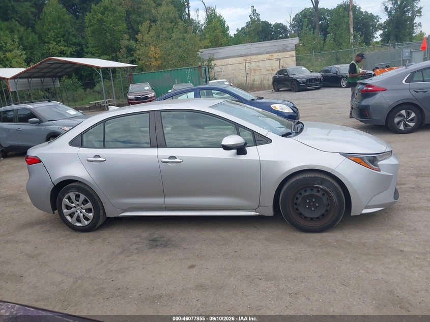 TOYOTA COROLLA - zdjęcie 13