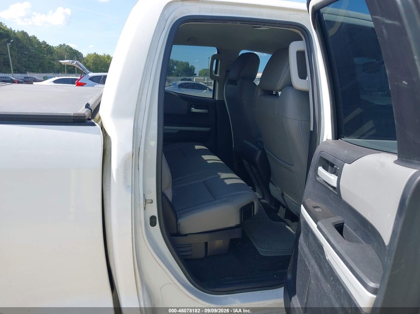 TOYOTA TUNDRA - zdjęcie 8