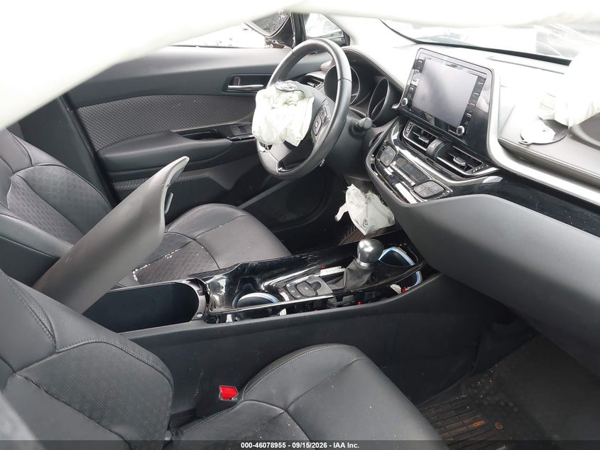 TOYOTA C-HR - zdjęcie 5