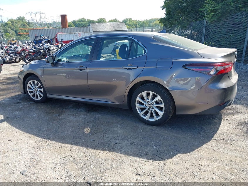 TOYOTA CAMRY - zdjęcie 3