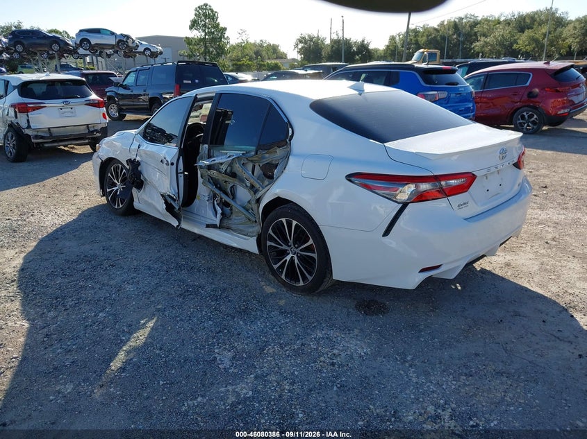 TOYOTA CAMRY - zdjęcie 3