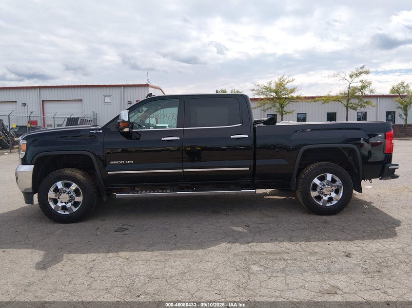 GMC SIERRA 2500HD - zdjęcie 14