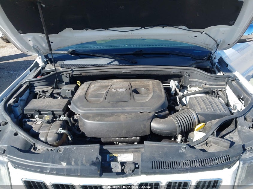 JEEP GRAND CHEROKEE - zdjęcie 10