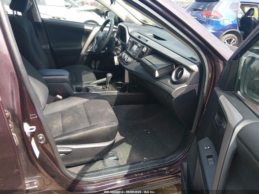TOYOTA RAV4 - zdjęcie 5