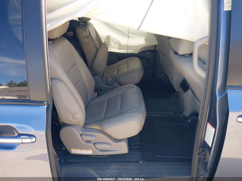 TOYOTA SIENNA - zdjęcie 8