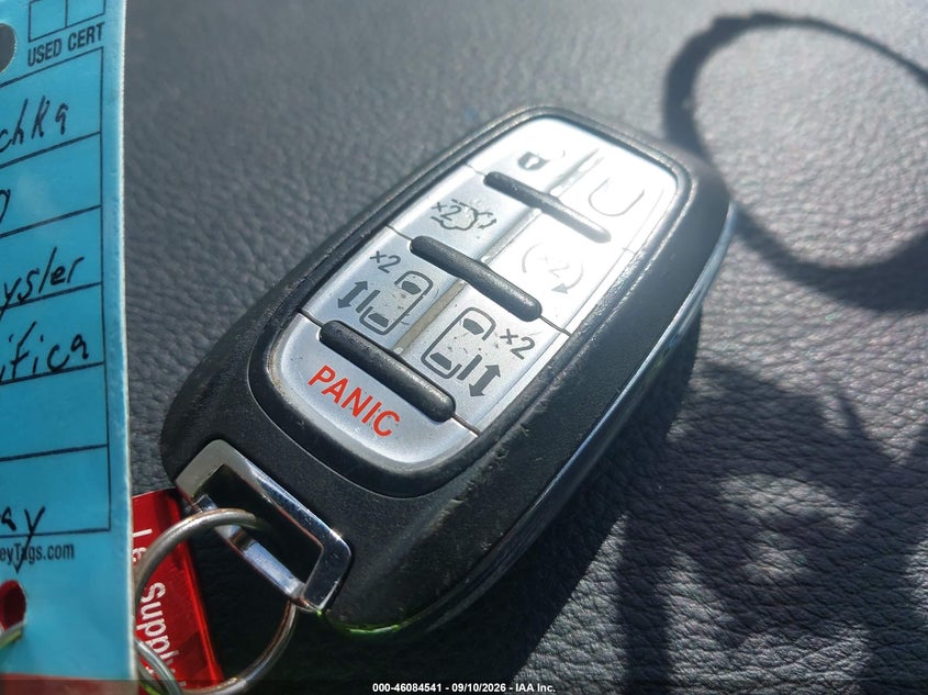 CHRYSLER PACIFICA - zdjęcie 11