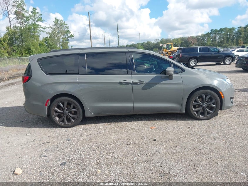 CHRYSLER PACIFICA - zdjęcie 13