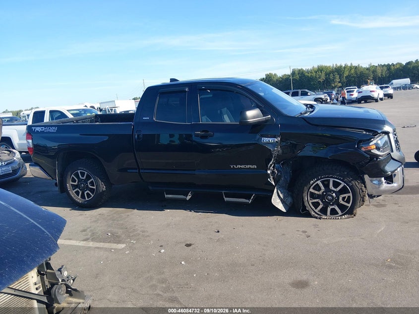 TOYOTA TUNDRA - zdjęcie 13