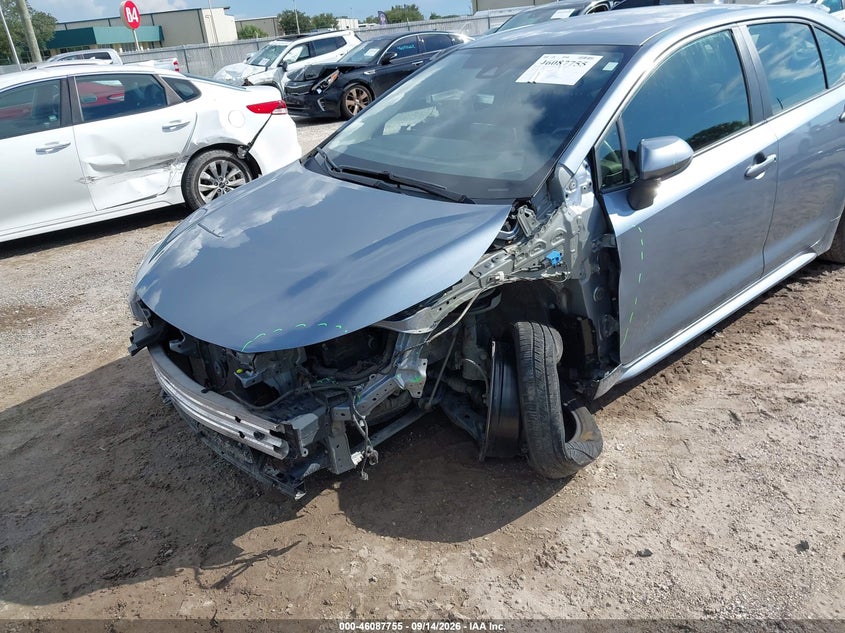 TOYOTA COROLLA - zdjęcie 6