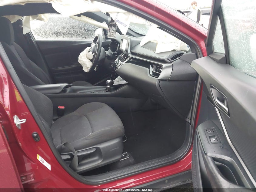 TOYOTA C-HR - zdjęcie 5