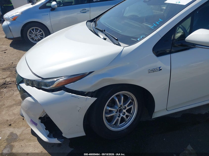 TOYOTA PRIUS PRIME - zdjęcie 6