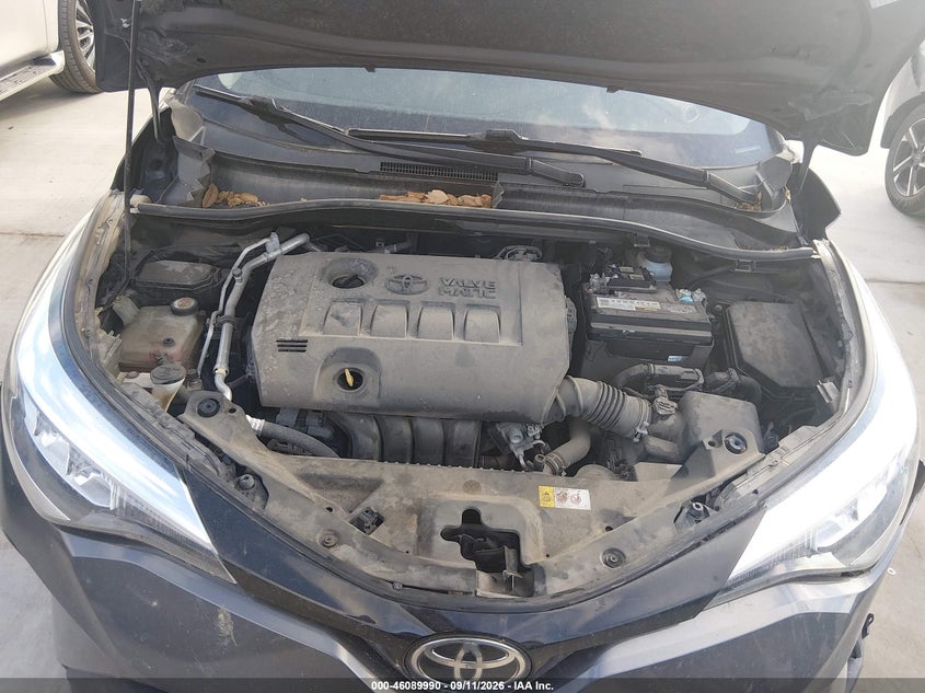 TOYOTA C-HR - zdjęcie 10