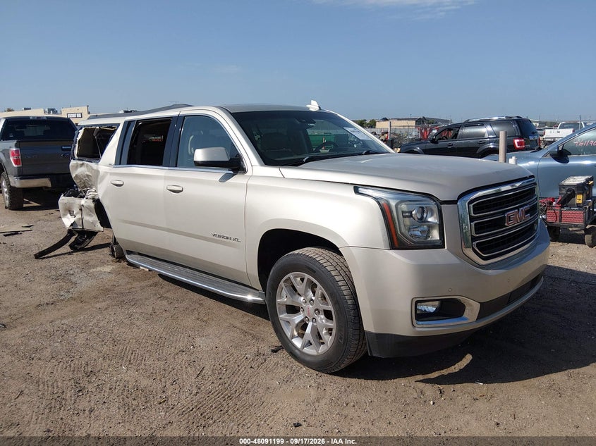 GMC YUKON XL 1500 - zdjęcie 1