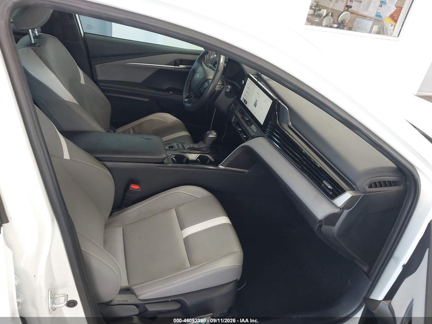 TOYOTA CAMRY - zdjęcie 5