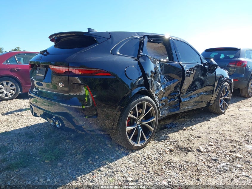 JAGUAR F-PACE - zdjęcie 4