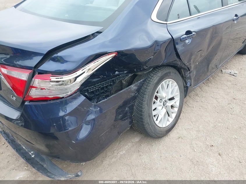TOYOTA CAMRY - zdjęcie 6