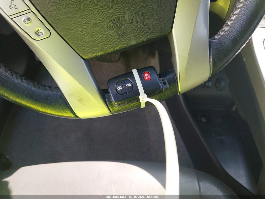 TOYOTA PRIUS - zdjęcie 11