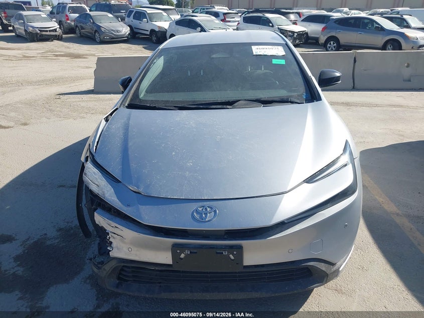 TOYOTA PRIUS - zdjęcie 11
