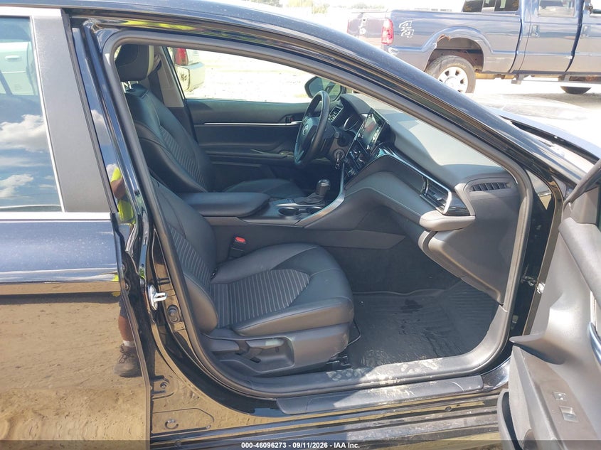 TOYOTA CAMRY - zdjęcie 5